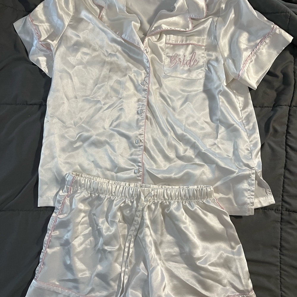 Bride Pajama set - Picture 2 of 2